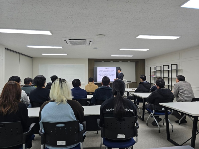 20251223_정기총회 참석1.jpg